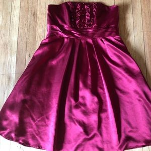 Maroon strapless dress